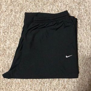Men’s Nike classic woven pants mesh lined 2XL